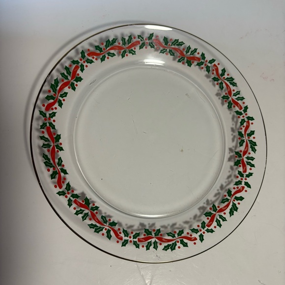 Vtg Christmas Arcoroc Holly Berry red ribbon 8” clear salad plate EUC - Picture 4 of 5